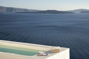 Big Blue Villa by Caldera Houses