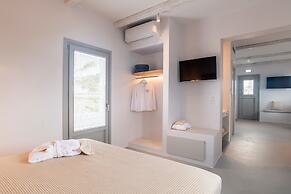 Paros Comfy Suites