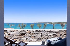 Paros Comfy Suites