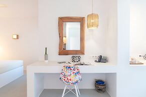 Paros Comfy Suites