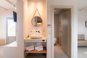 Paros Comfy Suites