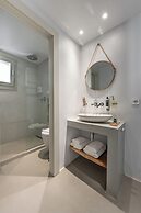 Paros Comfy Suites