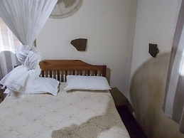 Village Rest Lodge