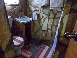 Village Rest Lodge
