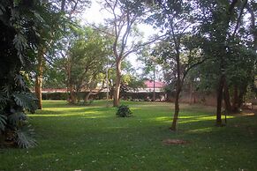 Village Rest Lodge