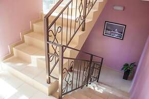 Lavanda Guest House