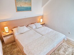 Apartments Ivušić