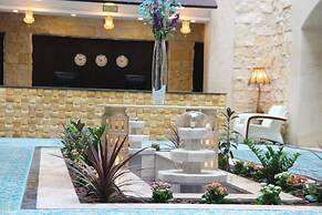 Saray Hotel