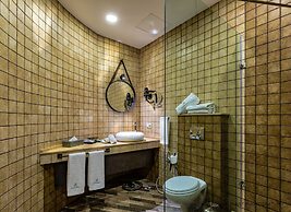 Adamo Hotel