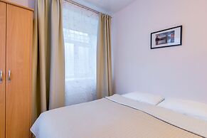 Ptitsa Hotel