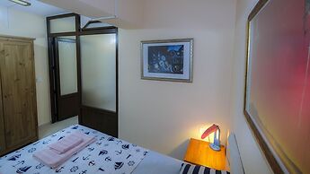 Teras Butik Apart