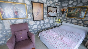 Teras Butik Apart