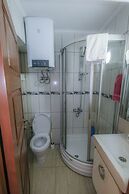 Teras Butik Apart