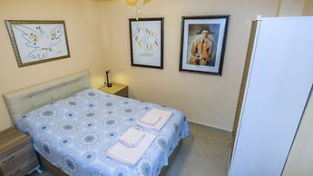 Teras Butik Apart