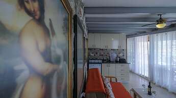 Teras Butik Apart
