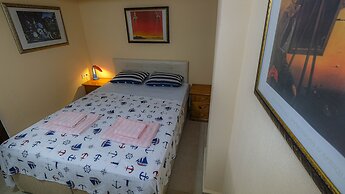 Teras Butik Apart