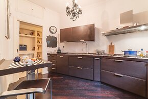 Mazzini Stylish 6 Pax Apartment