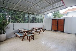Margarita Surf Hostel Canggu