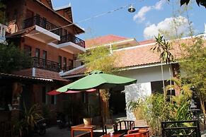 The Coconut House Villa