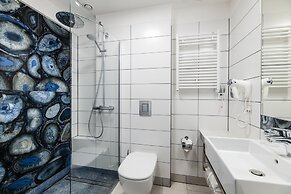 Perfect Hotel