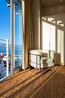 PENTHOUSE 230m2 ON THE SEA
