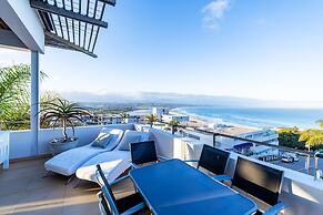 PENTHOUSE 230m2 ON THE SEA