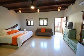 Hotel Hacienda Dos Ojos