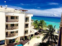 Corto Maltes with Terrace Beach Front 304