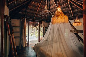 Ikal Hotel Tulum