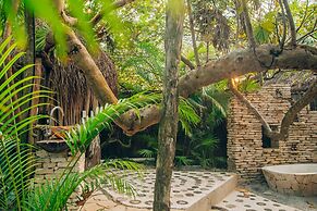 Ikal Hotel Tulum