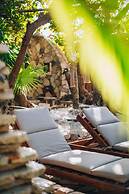Ikal Hotel Tulum