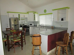 Caymanas Adrian's Vacation House
