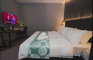 Solid Hotels