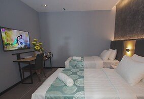 Solid Hotels