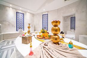 Les Ambassadeurs Hotel & Casino