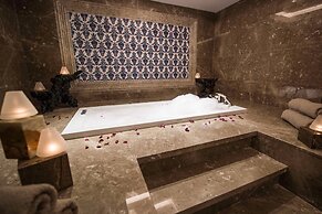Les Ambassadeurs Hotel & Casino