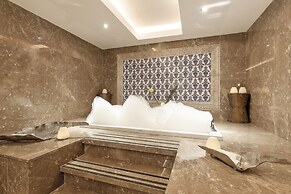 Les Ambassadeurs Hotel & Casino