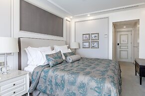 Les Ambassadeurs Hotel & Casino