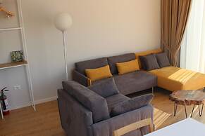 Lake Muse Apartments