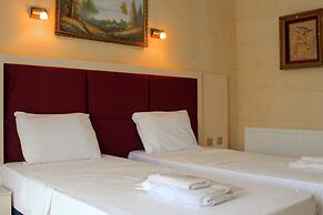Lapida Garden Hotel