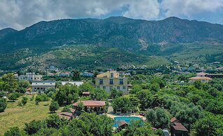 Lapida Garden Hotel