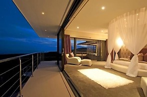 3 The Cove