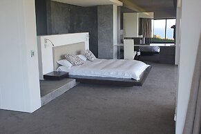 3 The Cove