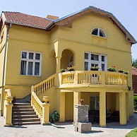Vila Olivera Niska Banja
