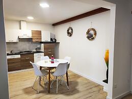 Apartments with Shared Pool Bertetic