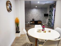 Apartments with Shared Pool Bertetic