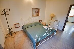Apartments with Shared Pool Bertetic