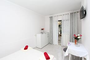 Apartments Divna