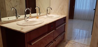Center City Villa