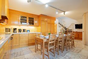 Center City Villa